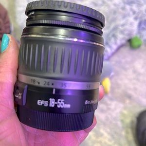 Canon Zoom lensEF -s 18-55mm